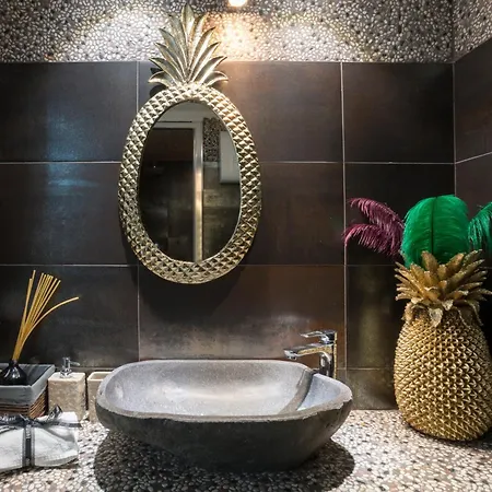 Luxury Piazza Di Spagna Escape With Terrace And Private