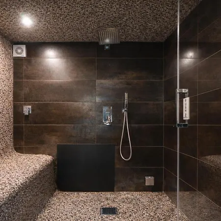 Entire Loft In Via Margutta 2br -2ba Private Steam Bath Inside The Loft Roma