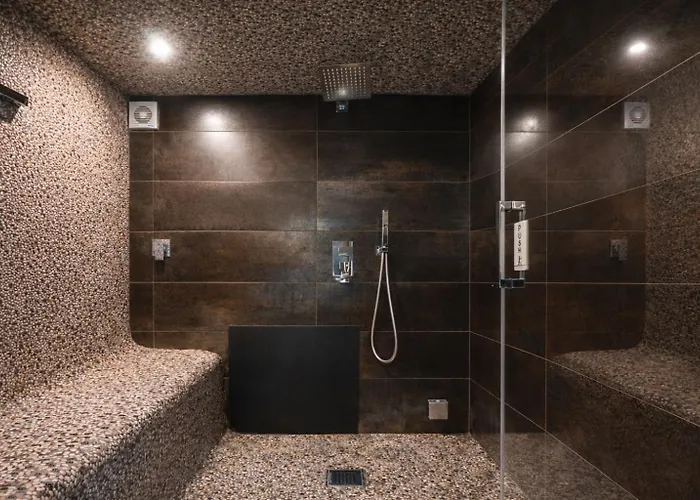 Entire Loft In Via Margutta 2br -2ba Private Steam Bath Inside The Loft Roma