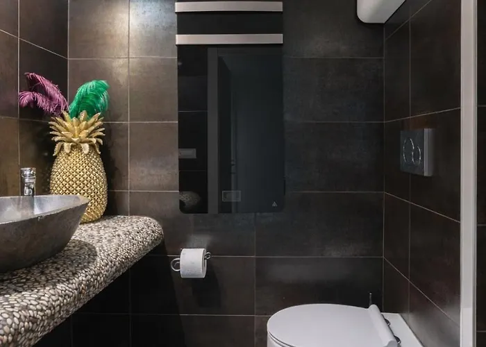 Entire Loft In Via Margutta 2br -2ba Private Steam Bath Inside The Loft Roma